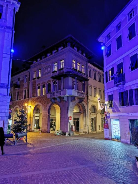 Apartments Via Roma Rovereto  Exteriör bild